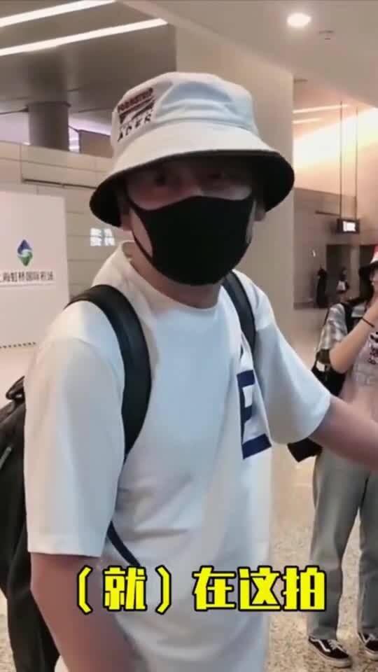 吃瓜路人粉丝,吃瓜路人粉丝视角下的娱乐圈风云录