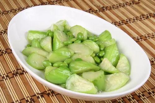 夏天吃的瓜尖,清爽解暑的绿色美食之旅