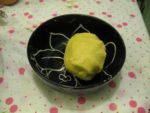 小熊饼吃瓜,小熊饼的瓜田奇遇记