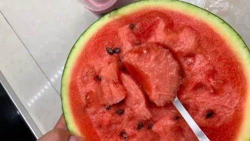 怎么吃最新的瓜,紧跟潮流，解锁最新“吃瓜”攻略