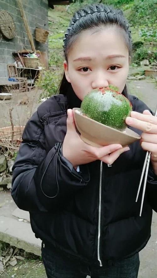 儿童拍摄吃瓜视频